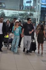 Paris Hilton arrives at Mumbai airport on 3rd Dec 2012 (10).JPG